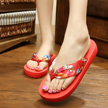 Grande taille pantoufles femmes d'été de plage bohême tongs pantoufles de soie respirant