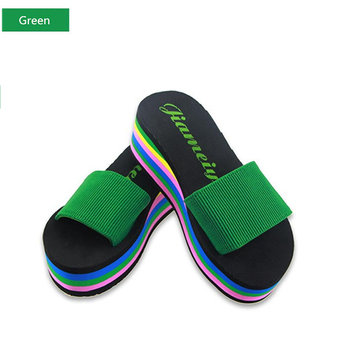 Femmes flip flops occasionnels mousse sandales de plage arc-en-haute plate-forme chaussures coin pantoufle