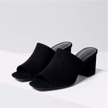 Suede peep toe glisser sur le talon carré couleur pur des hauts talons des sandales