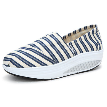 Nouvelles femmes automne baskets sportives à faible top sneakers toile plate-forme de chaussures chaussures de swing& 