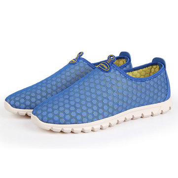 De bonbons de couleur maille respirante ventiler occasionnels creux sur chaussures de femmes (sans boite)