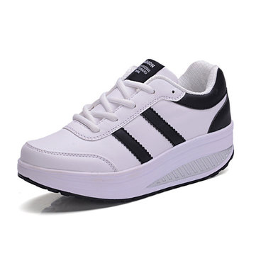 Dentelle femmes occasionnels chaussures plate-forme jusqu'à doux fond chaussures shake chaussures de sport